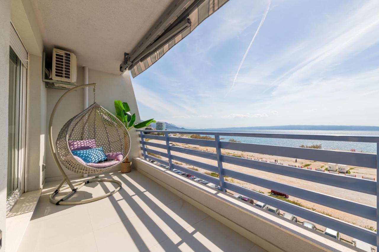 Beachfront Apartment Split Exterior photo